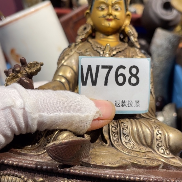 暗****瓷片二表姐直播火爆热卖