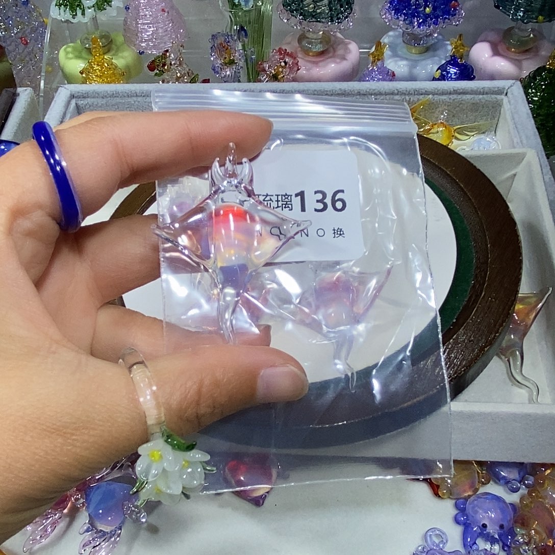 是***吖颈饰玻璃136魔鬼鱼一个