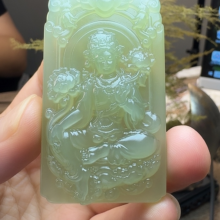 和田玉（糖玉）未镶嵌颈饰