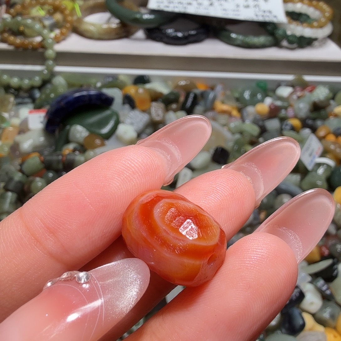 和田玉未镶嵌珠宝奇石