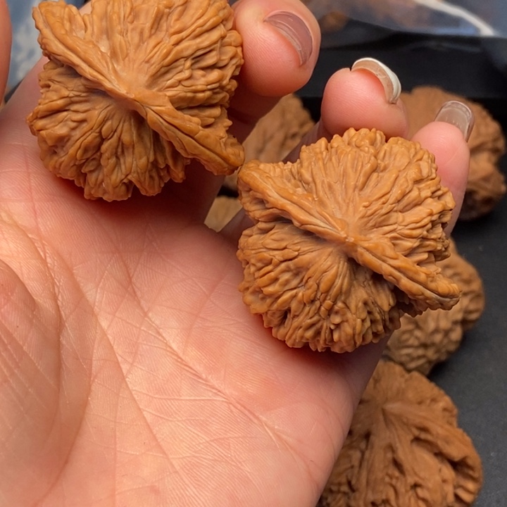 梦***丞吊坠文玩核桃四座楼