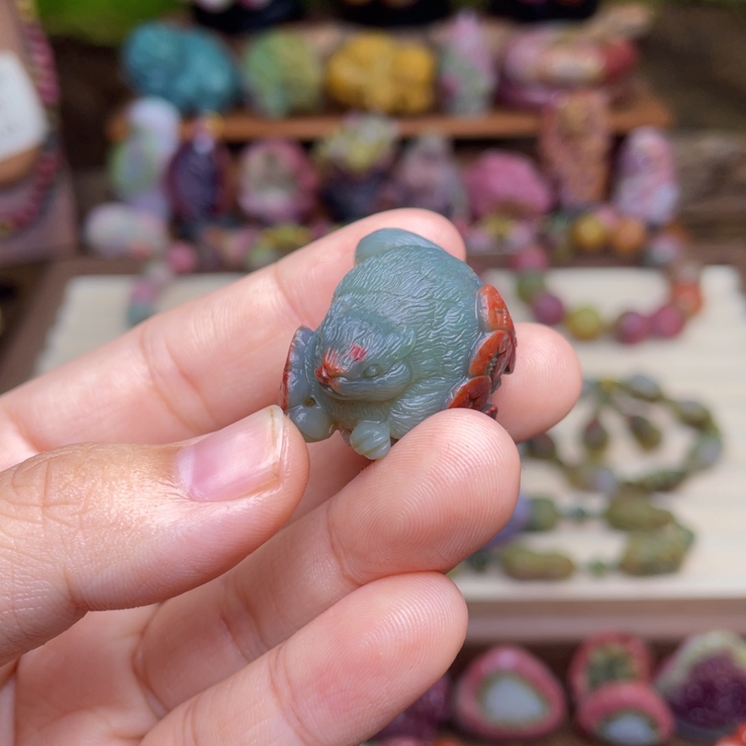 玛瑙/玉髓珠宝半成品未镶嵌喜****?盐源玛瑙松鼠