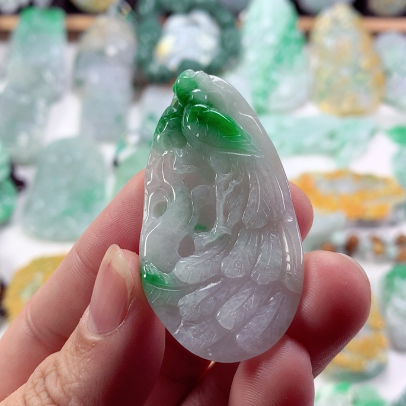 【闪购商品】翡翠吊坠(不含链)未镶嵌