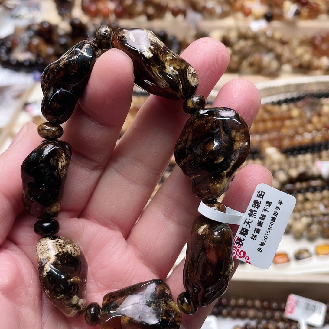 琥珀裸石未镶嵌大11259