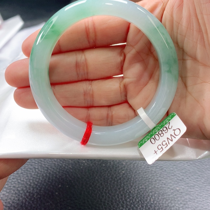 翡翠手镯未镶嵌5555565656