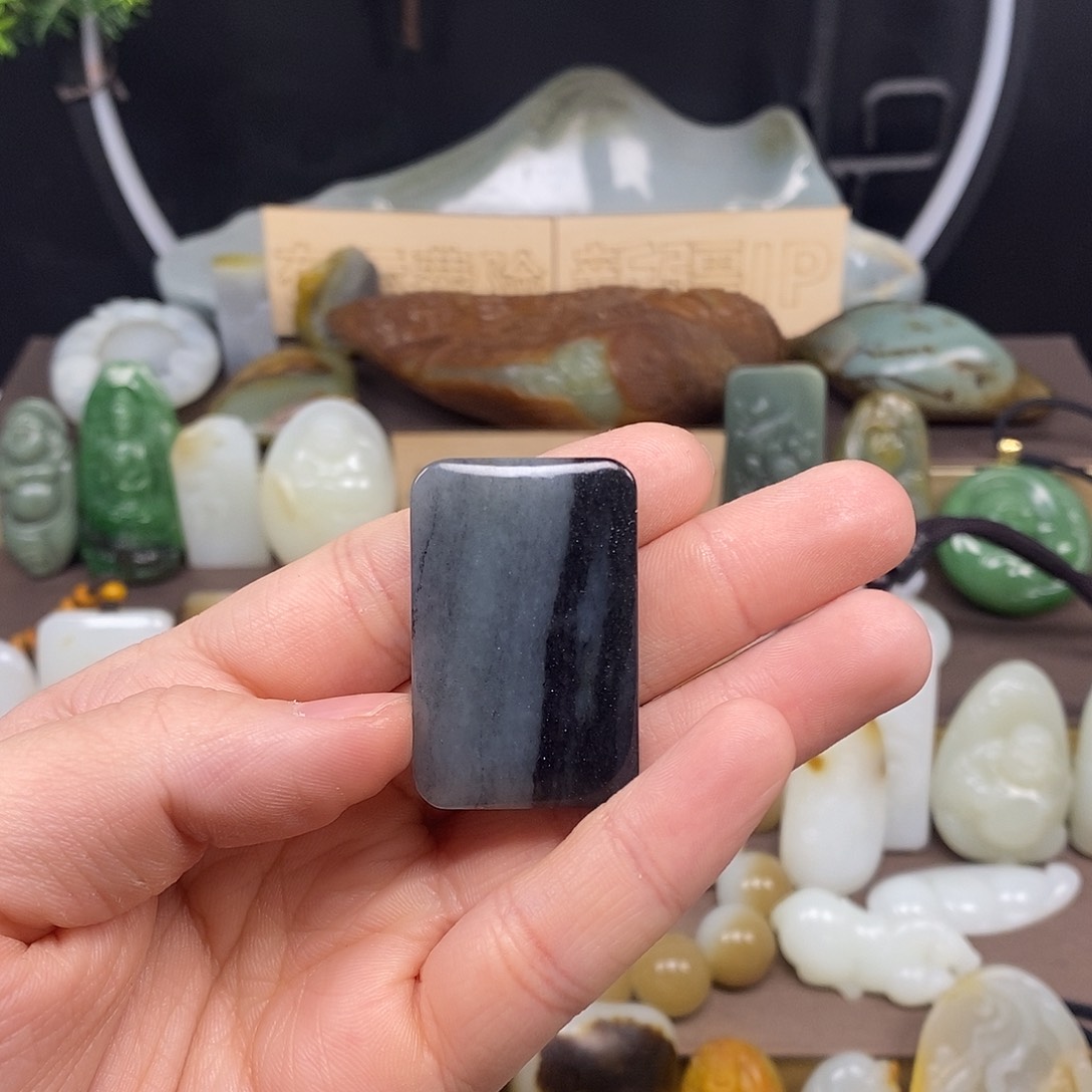 和田玉颈饰未镶嵌59