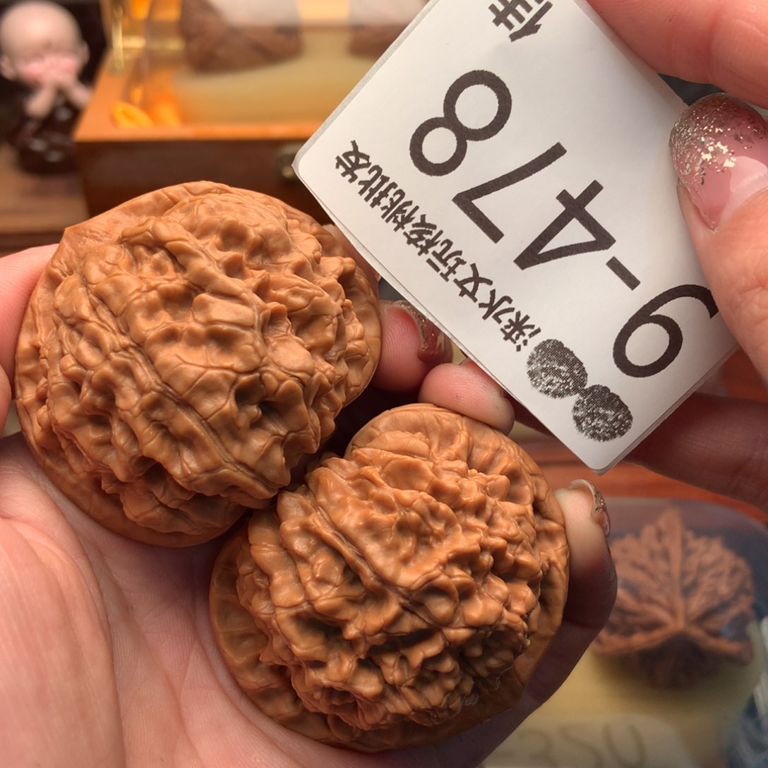 文玩核桃把件49官帽