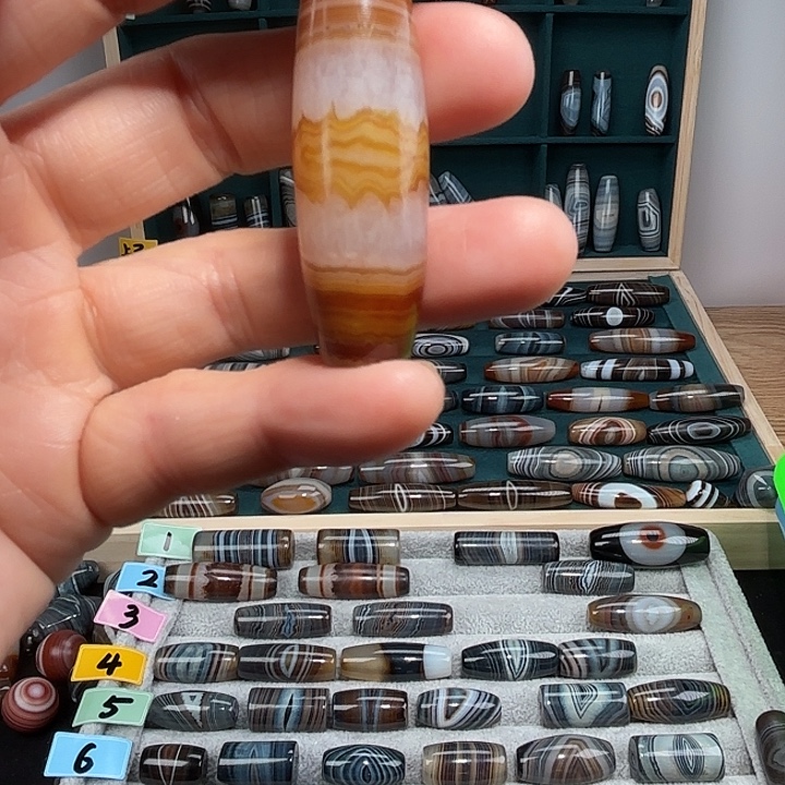 常***笑玛瑙/玉髓合金珠宝奇石