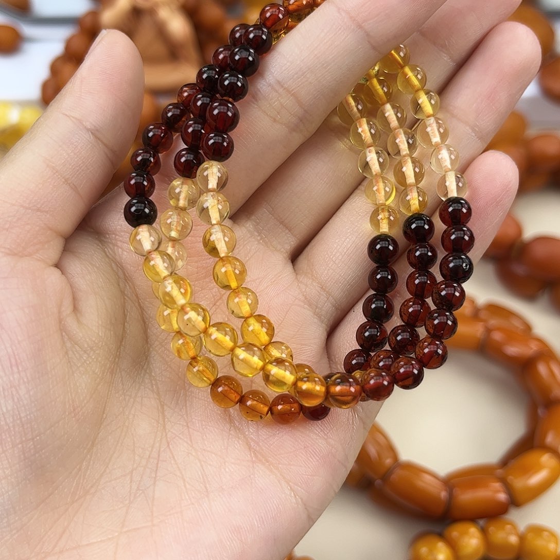 琥珀颈饰未镶嵌兜****性蜜蜡