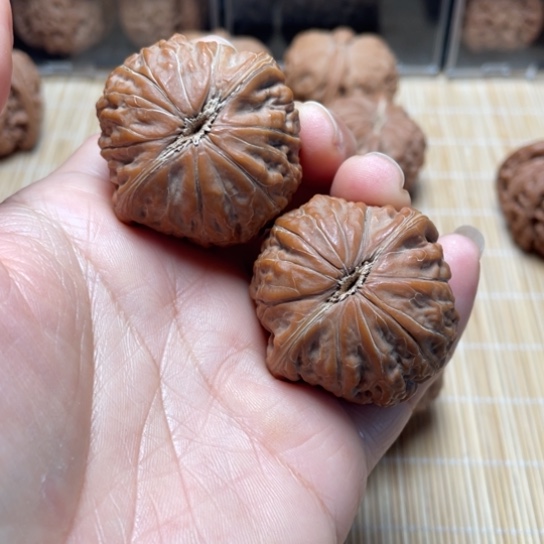 【闪购商品】吊坠文玩核桃铁锤………