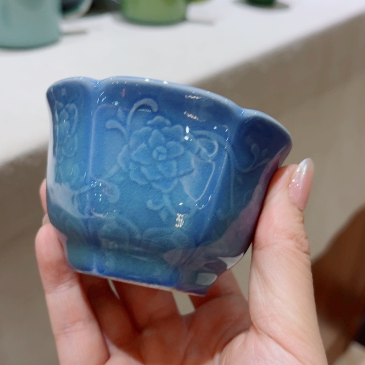 青瓷哈哈哈哈哈哈哈哈哈