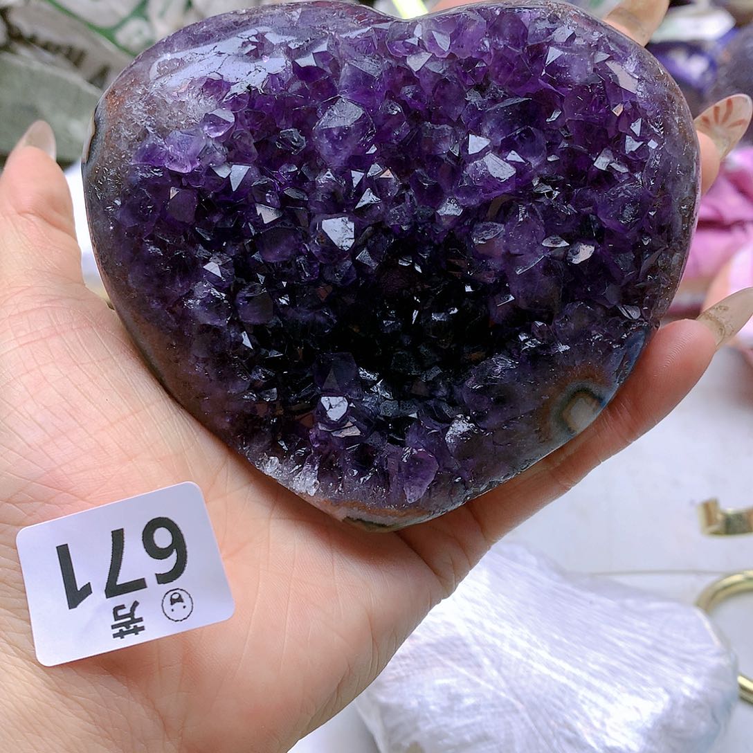 紫晶大型摆件（非配饰）未镶嵌