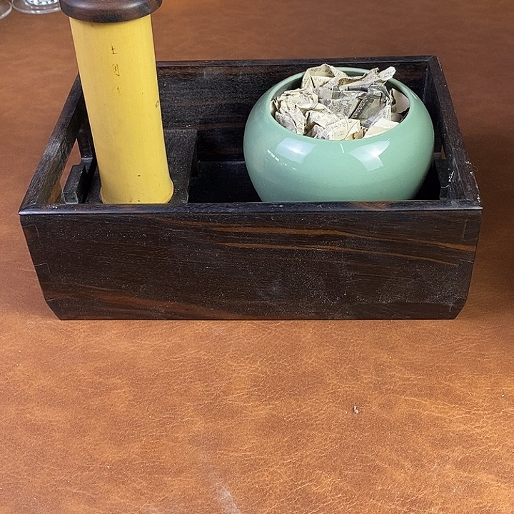 瓷器铜铁器木器木粉花瓶杯子