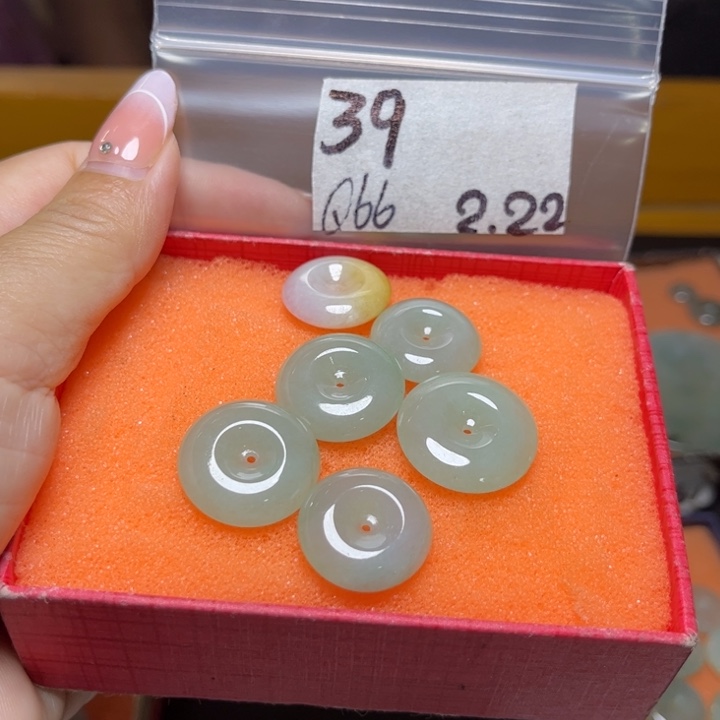 定制翡翠未镶嵌不