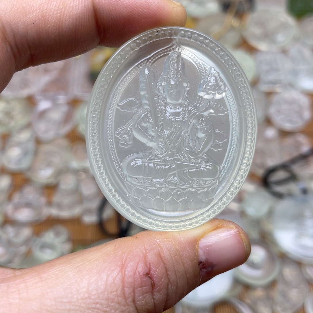 未镶嵌蛇纹石玉颈饰太*