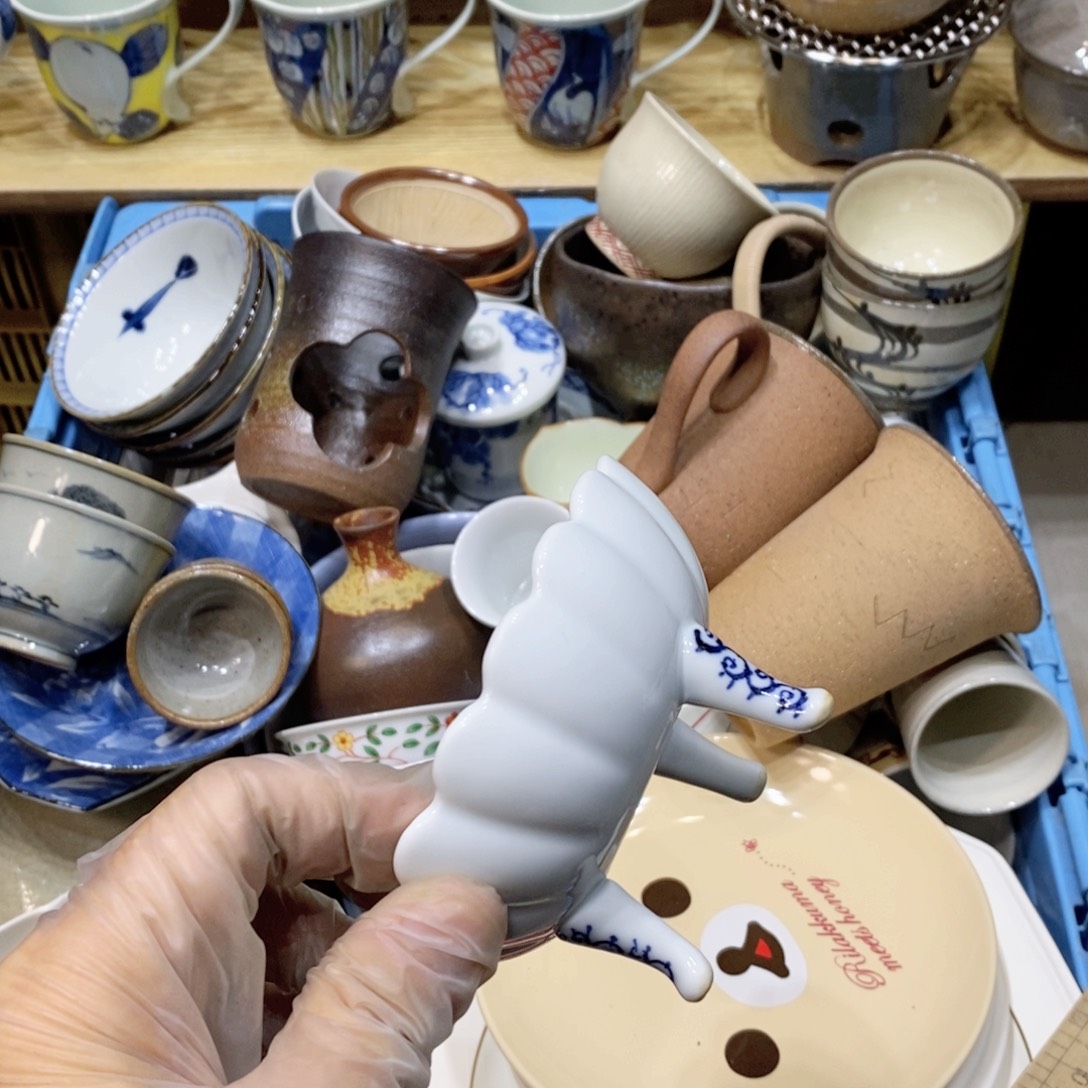 子****瓷片哈哈哈哈哈哈哈哈哈