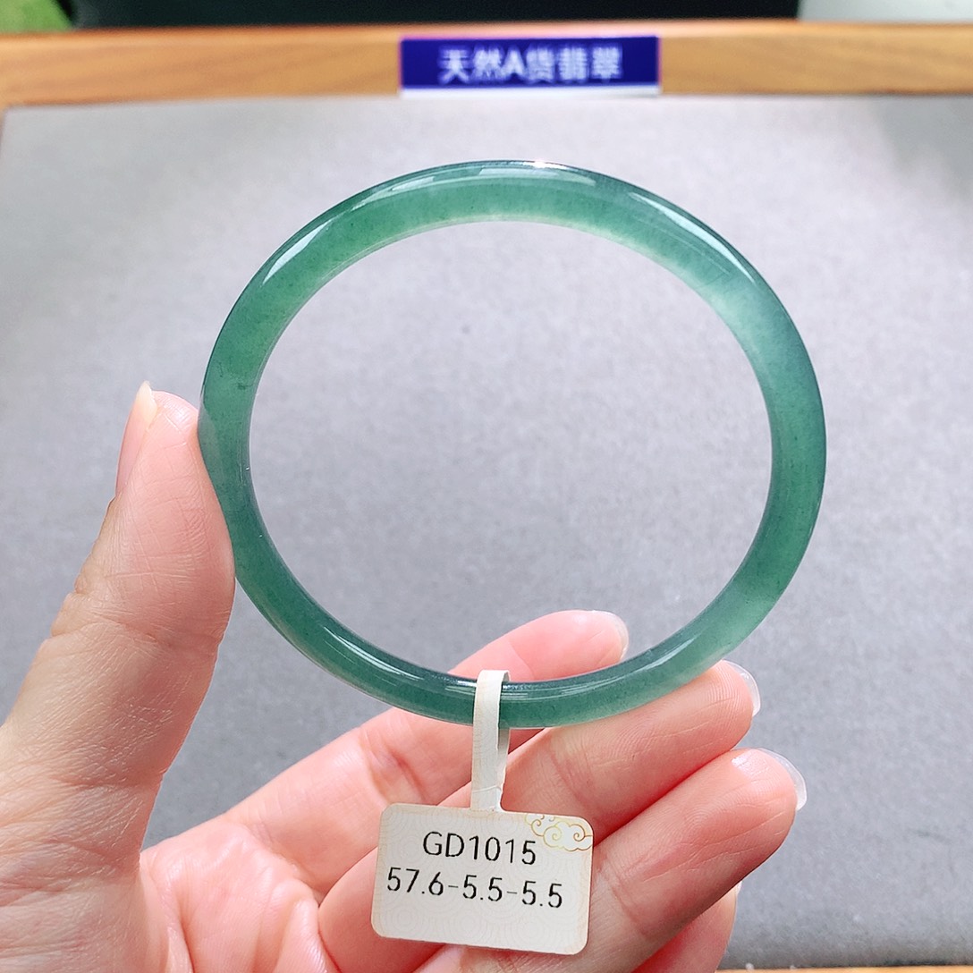未镶嵌手镯翡翠天然翡翠手镯a货