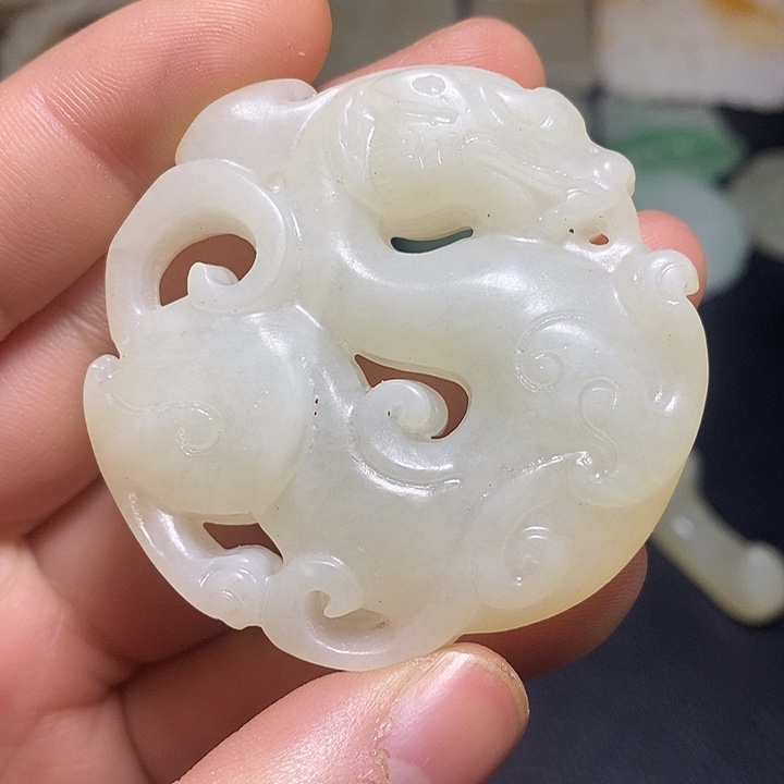 和田玉（糖玉）未镶嵌颈饰