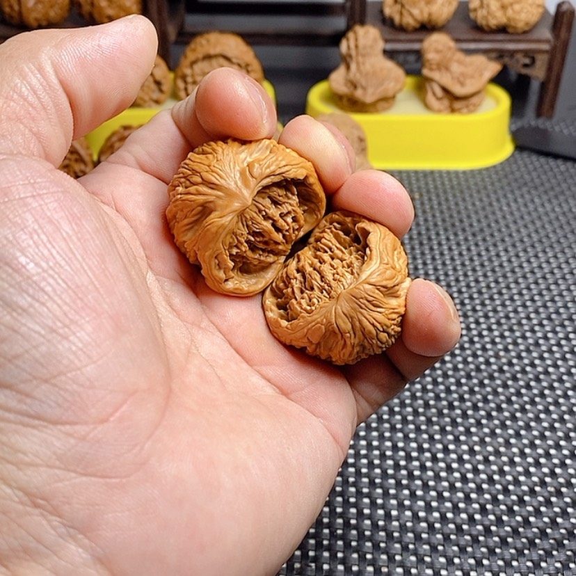 【闪购商品】文玩核桃吊坠大*们精品文玩精品文玩儿