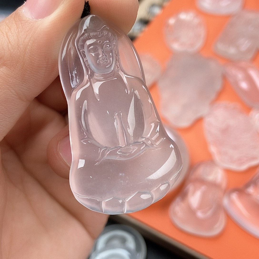 石英质玉颈饰未镶嵌