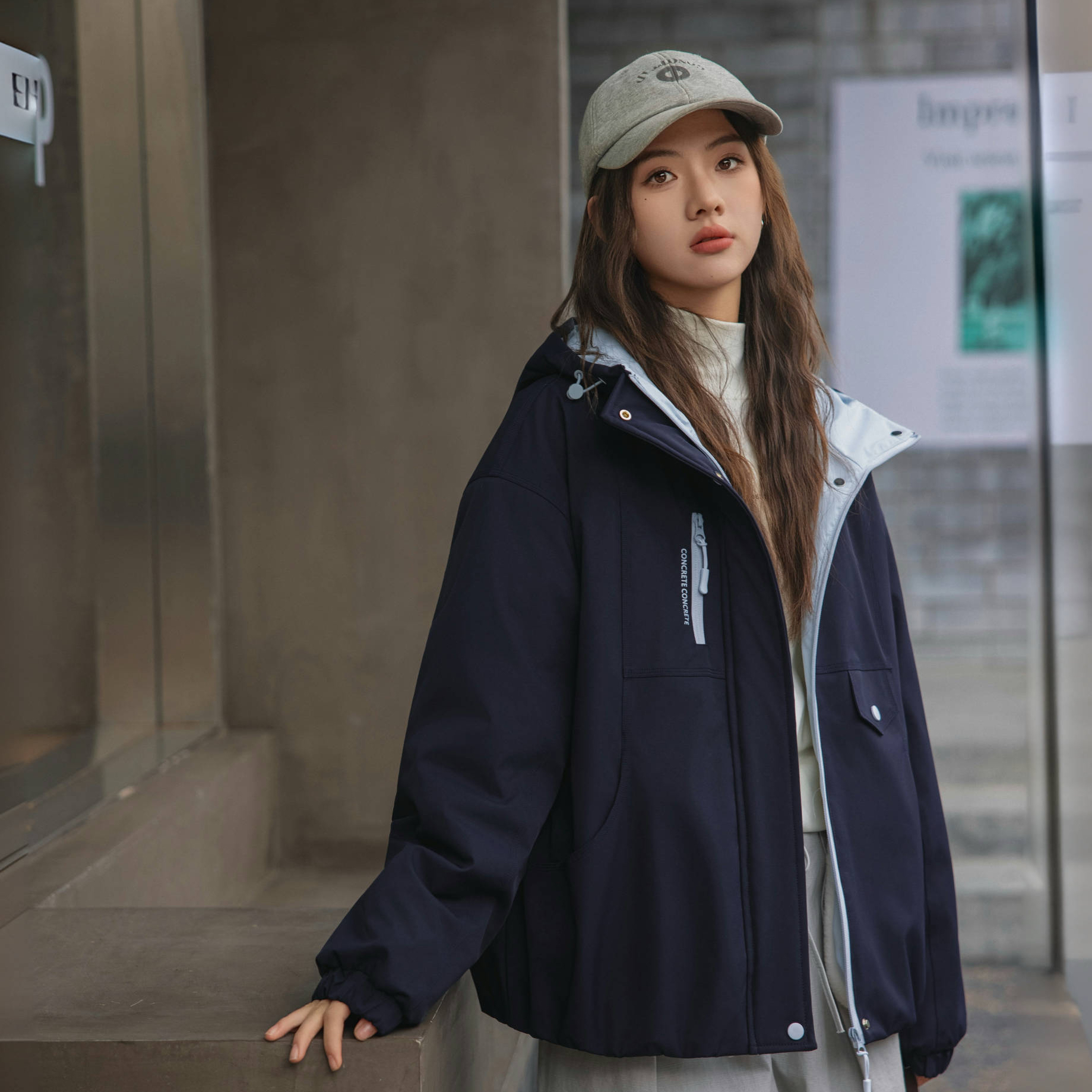 中大童女童外套2025冬季洋气保暖仿兔毛连帽休闲冲锋衣外套78087