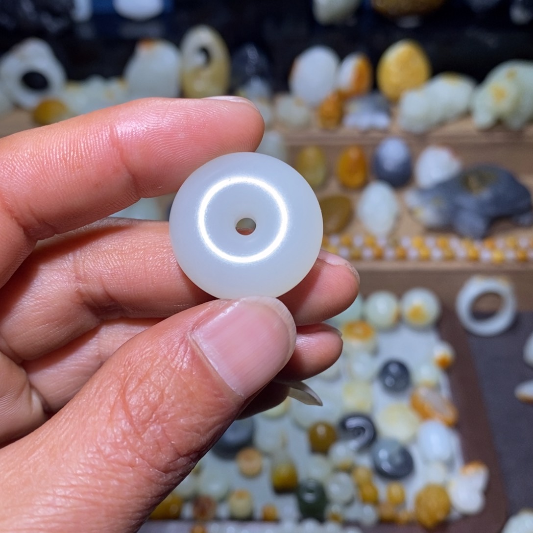 和田玉吊坠(不含链)未镶嵌