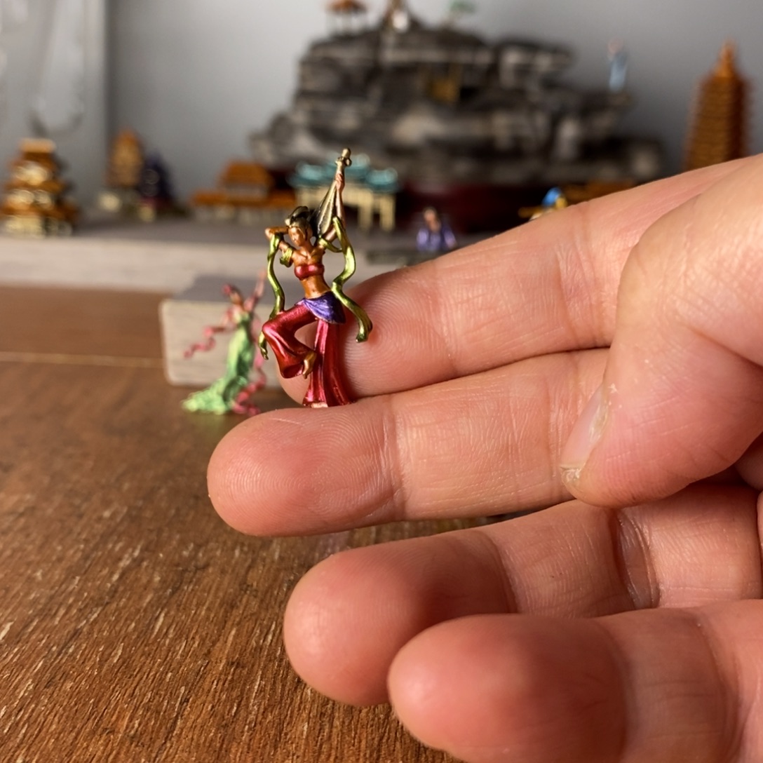 摆件我要去年底的时候