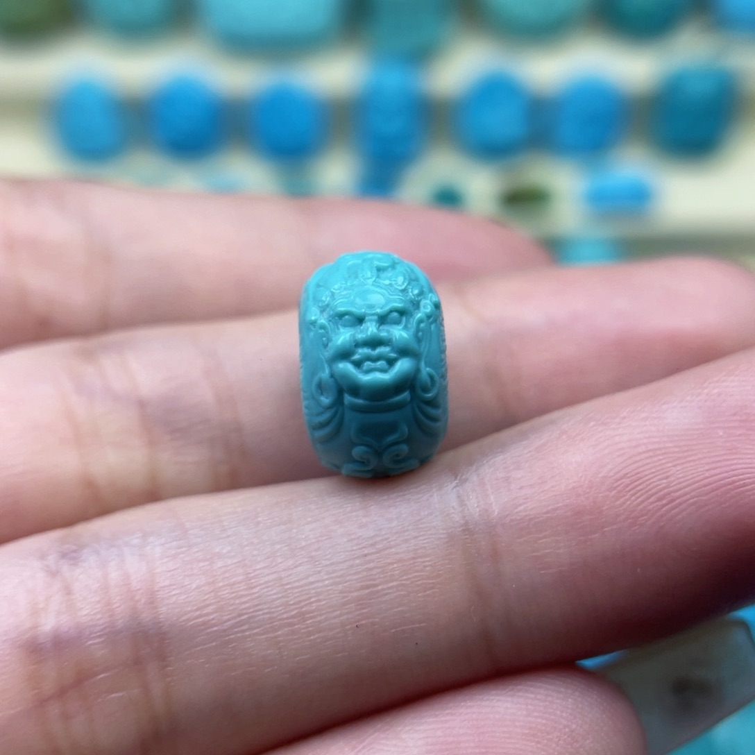 绿松石黄财神未镶嵌