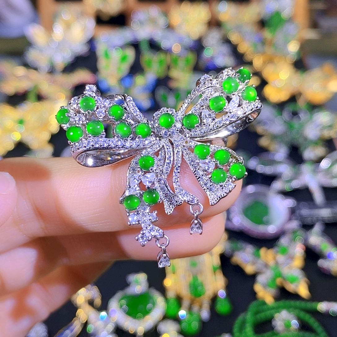 吊坠(不含链)银S925镶嵌翡翠