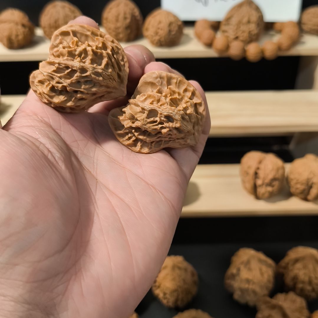 文玩核桃吊坠鸳鸯