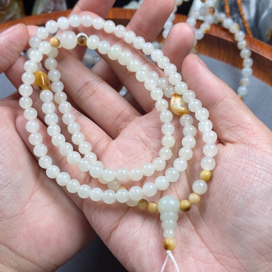 和田玉把件未镶嵌浮**后