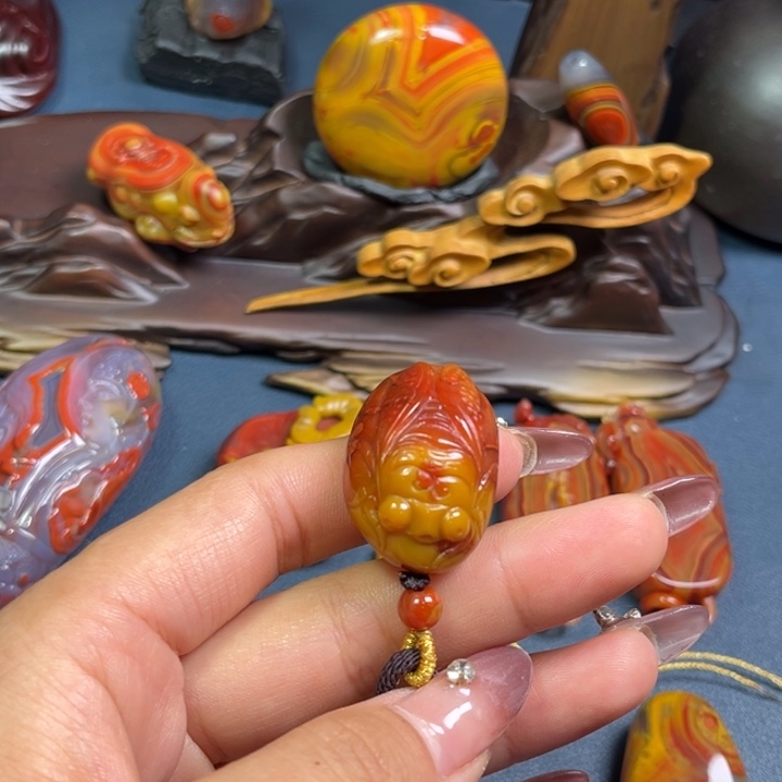 玛瑙/玉髓未镶嵌颈饰