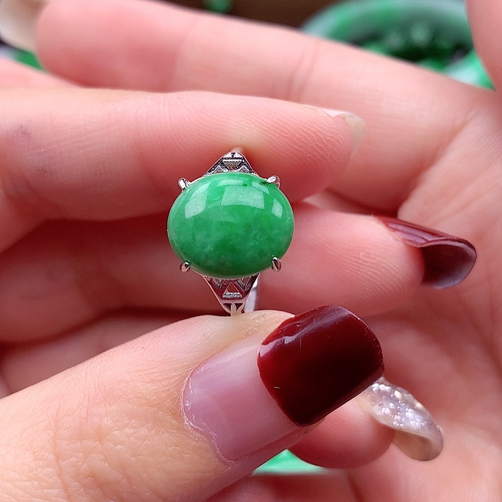 翡翠颈饰银S925镶嵌翡翠