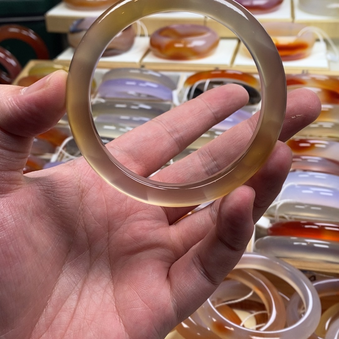 玛瑙/玉髓未镶嵌手镯