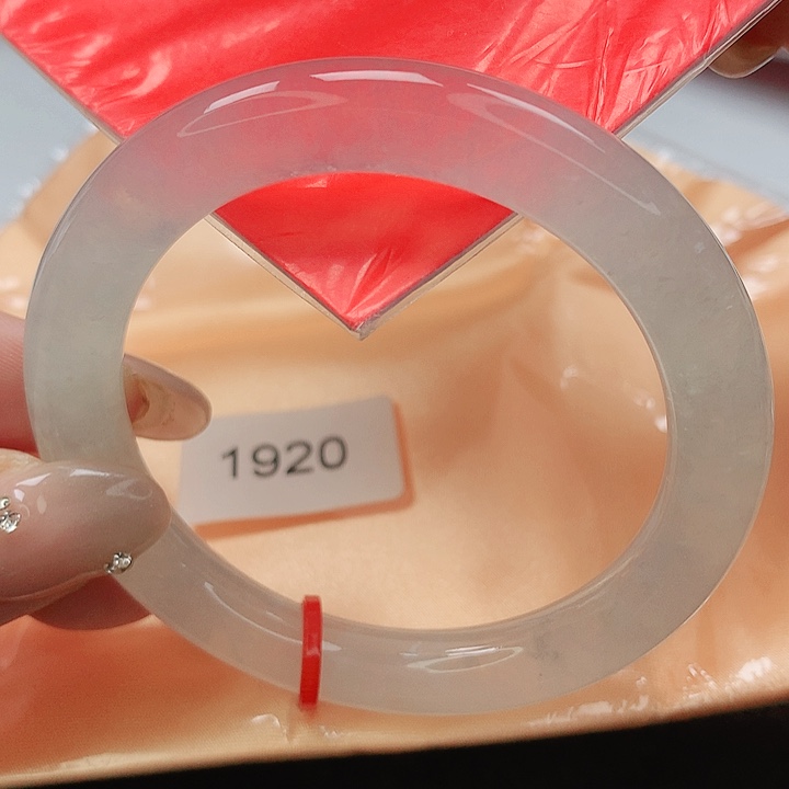 翡翠手镯未镶嵌缅甸天然A货翡翠