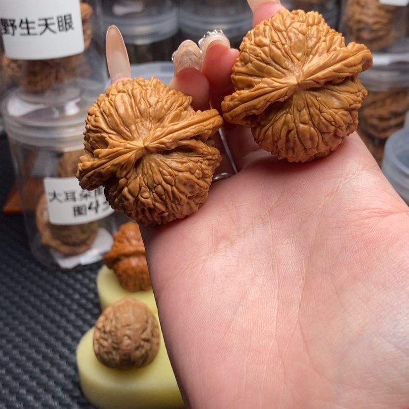 【闪购商品】核桃手串/手链你****生闷白