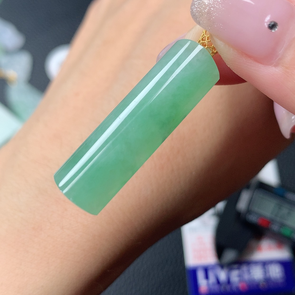 【闪购商品】翡翠18K金镶嵌吊坠(不含链)