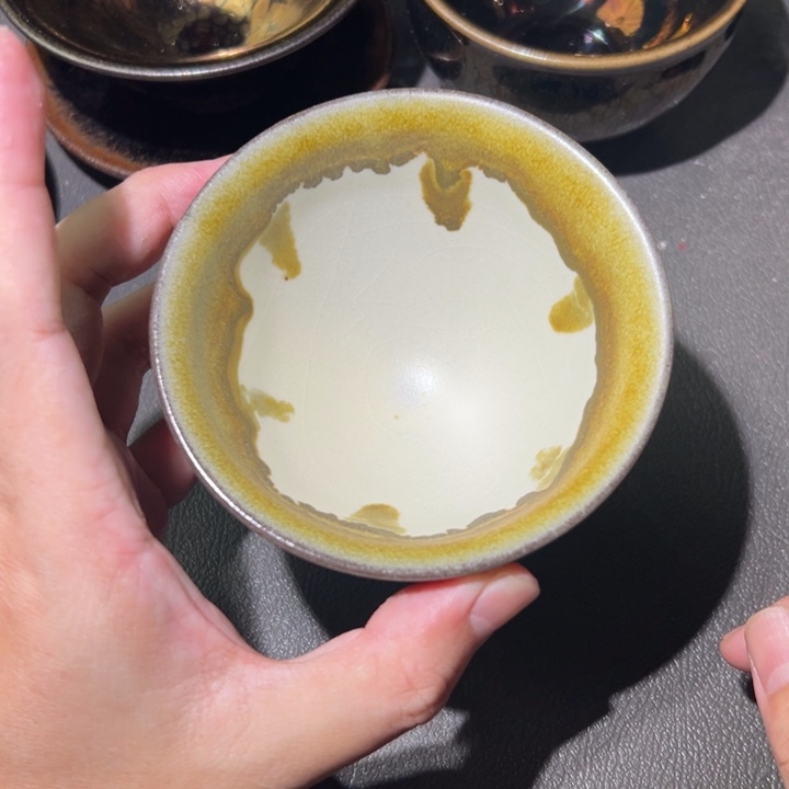 茶盏这个时候才开始准备好