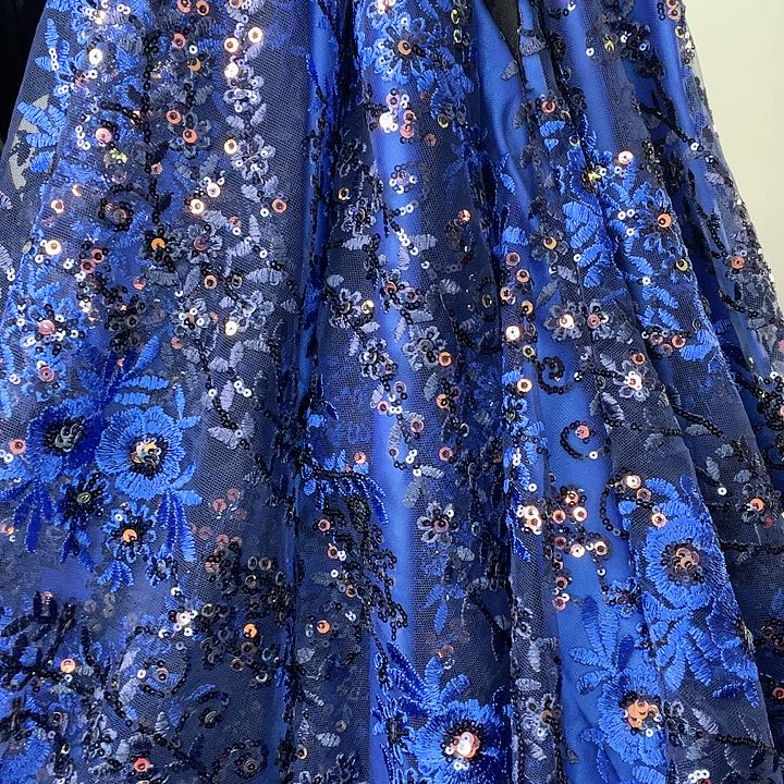 交谊舞和民族音乐会