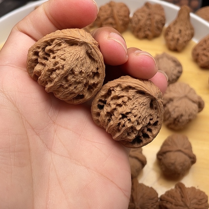 哥***说把件文玩核桃文玩核桃手把件