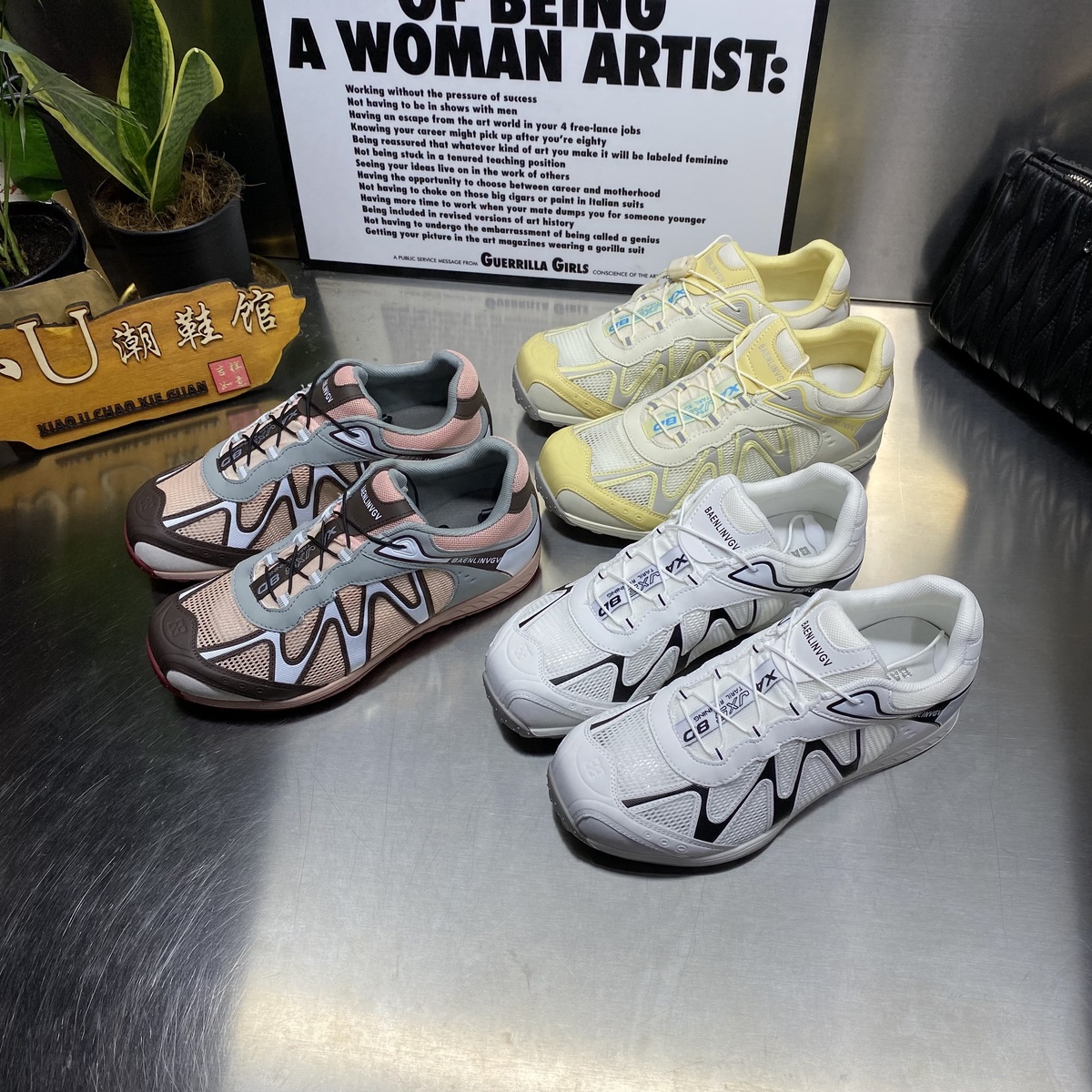 夏季情侣春季运动休闲鞋拼色软底休闲板鞋舒适镂空