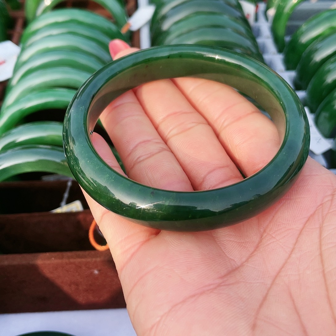 【闪购商品】和田玉手镯未镶嵌