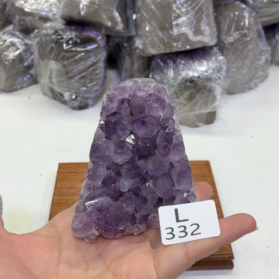 水晶摆件未镶嵌天然紫水晶