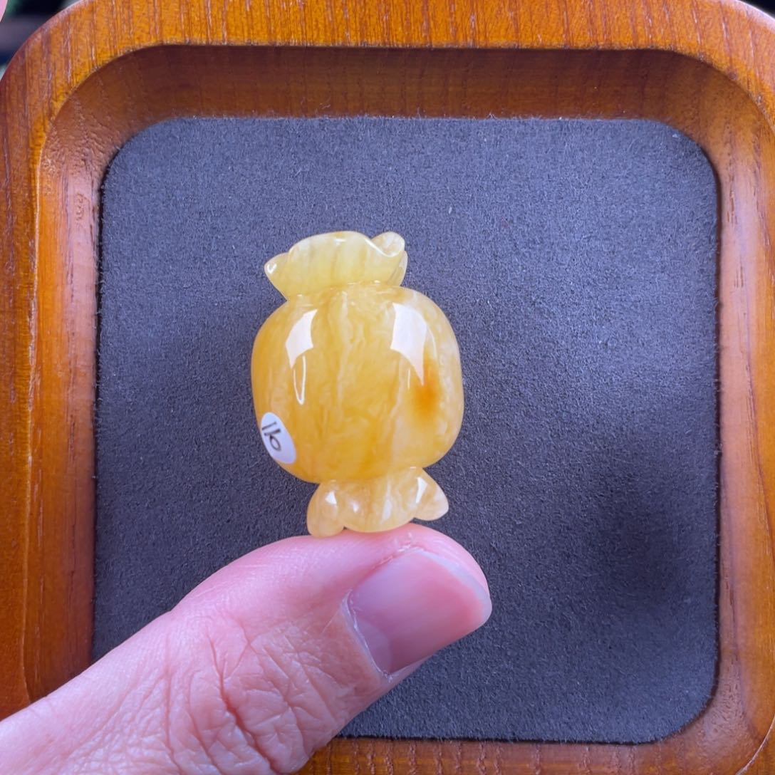 琥珀颈饰未镶嵌蜜蜡吊坠