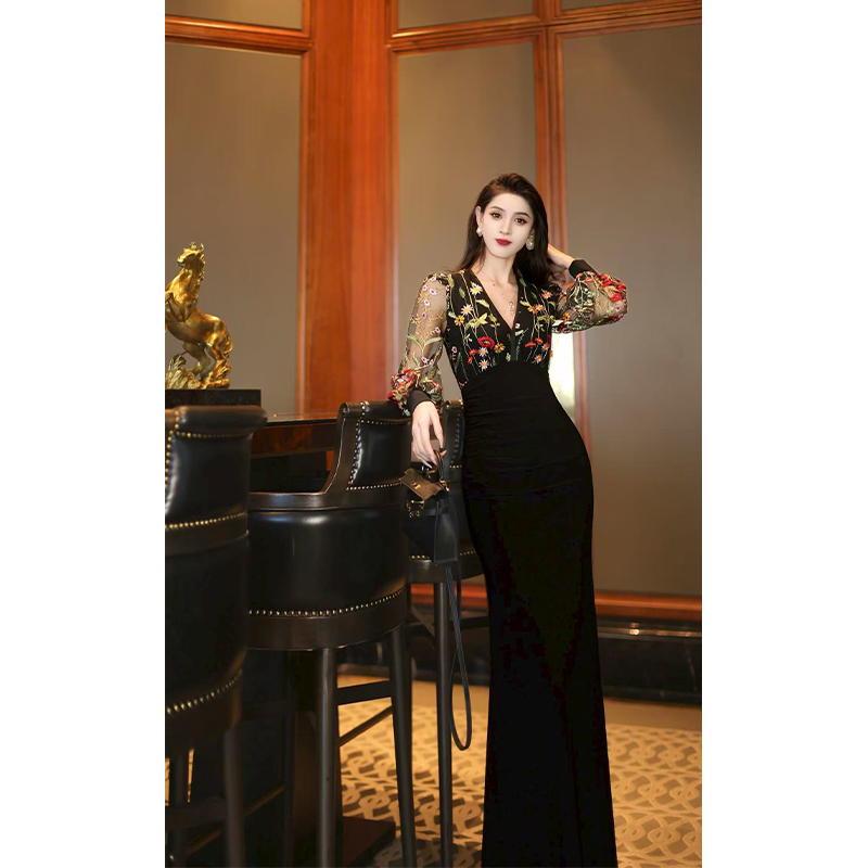 尤克菲儿 轻奢高定水晶麻鱼尾裙优雅复古法式网纱绣花连衣裙