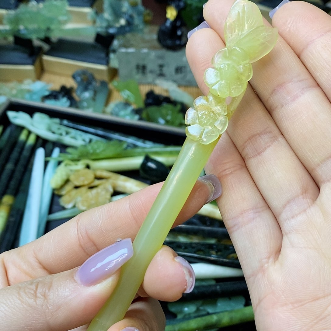 蛇纹石玉发簪未镶嵌