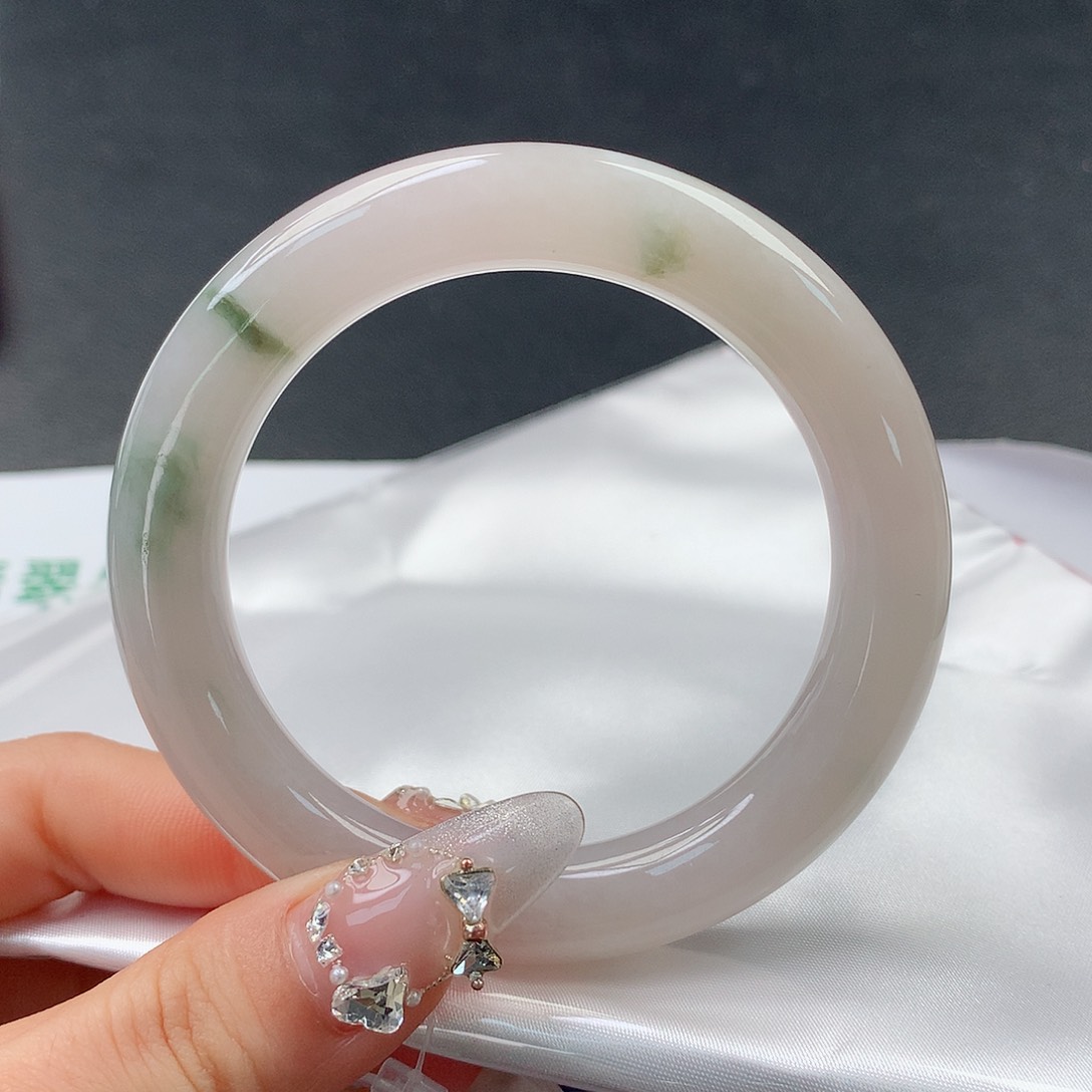 翡翠手镯未镶嵌102圆53.8