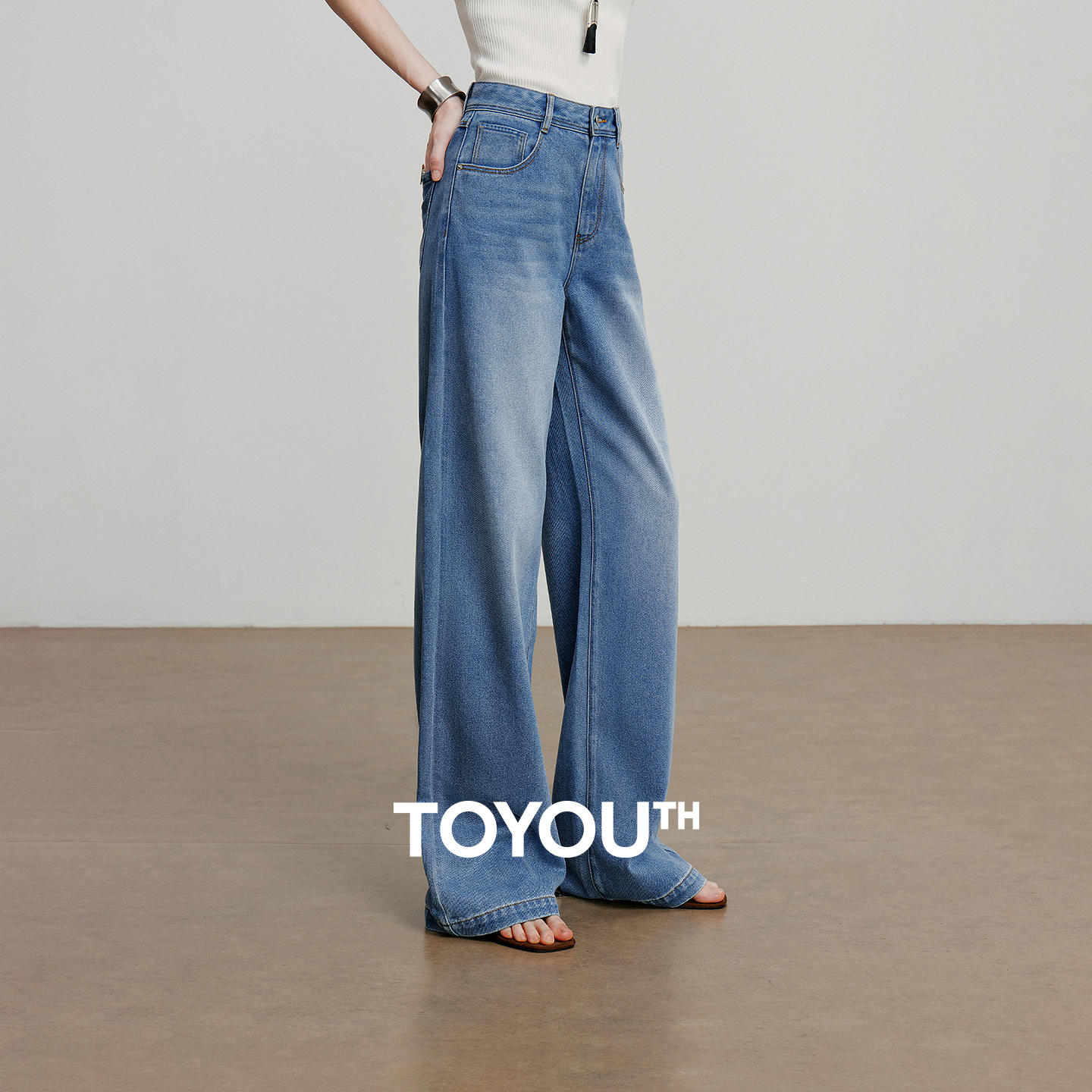 初语牛仔裤女2025秋季新款焦点牛仔阔腿裤黑标莱卡弹力中腰裤子