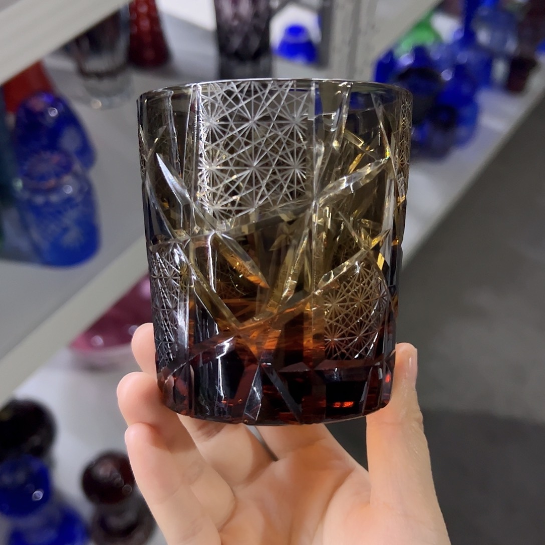 莲***花水晶玻璃平底款微瑕一个