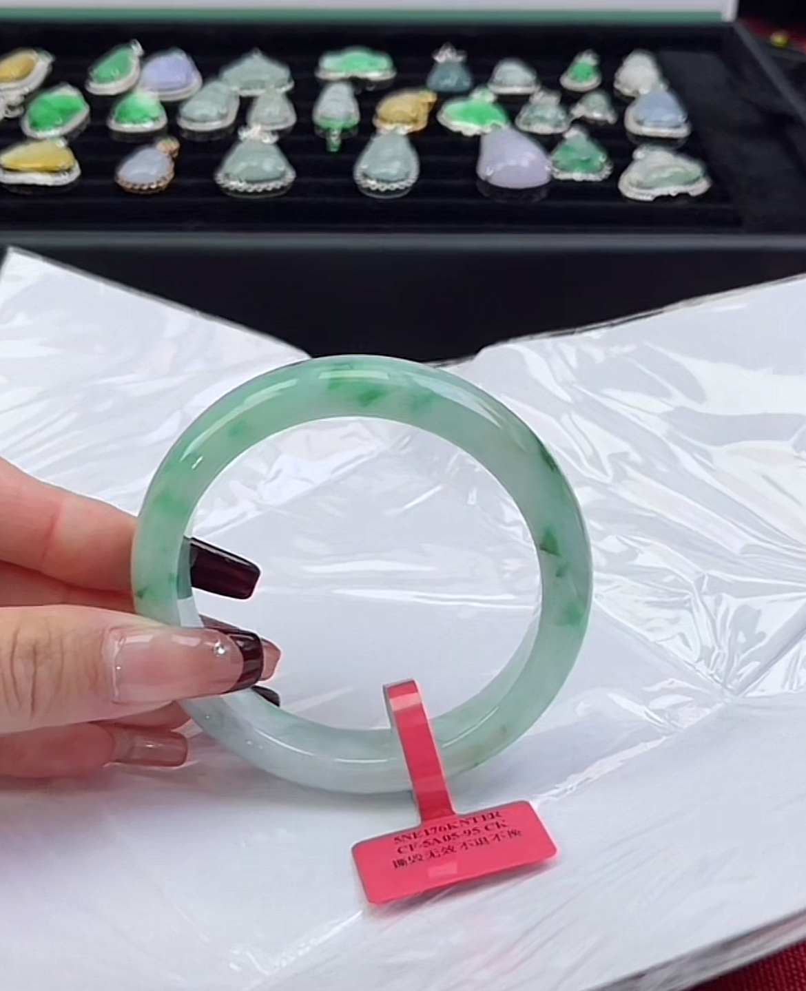 【刘思懿】天然缅甸A货翡翠手镯-3